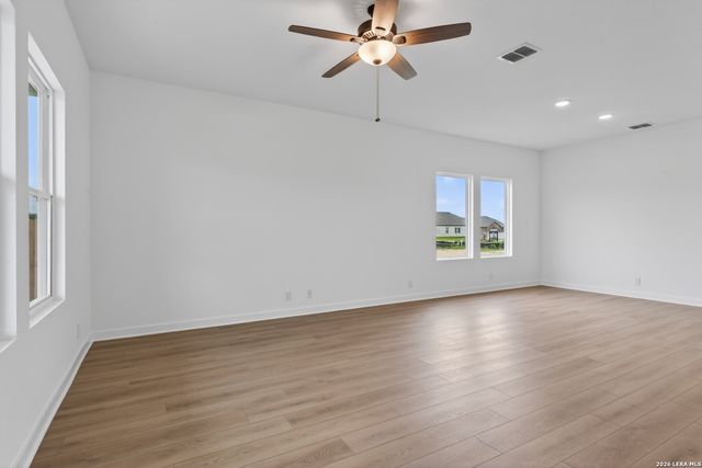 167 Peeps Ct., Adkins, TX 78101
