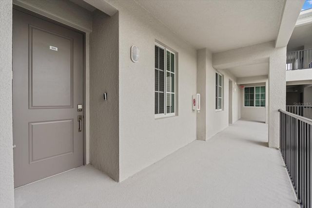 12180 WELLEN GOLF STREET 305, Venice, FL 34293