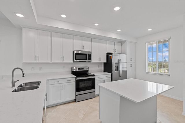 12180 WELLEN GOLF STREET 305, Venice, FL 34293