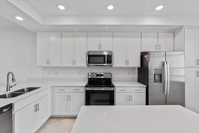 12180 WELLEN GOLF STREET 305, Venice, FL 34293