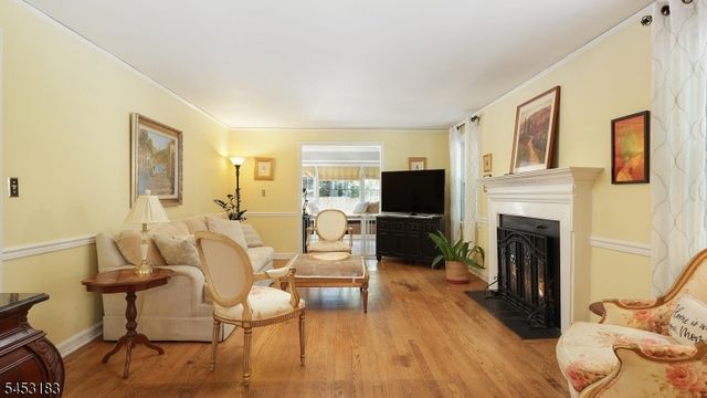 100 Mali Dr, North Plainfield Boro, NJ 07062