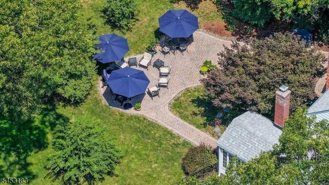 100 Mali Dr, North Plainfield Boro, NJ 07062