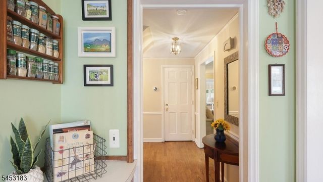 100 Mali Dr, North Plainfield Boro, NJ 07062