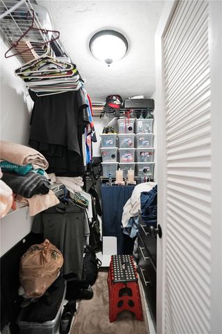 9607 NW 81st St, Tamarac, FL 33321