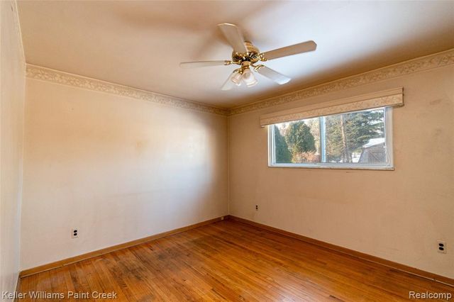 28427 Wexford Drive, Warren, MI 48092