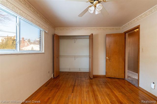 28427 Wexford Drive, Warren, MI 48092