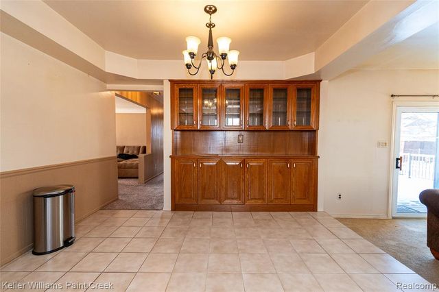 28427 Wexford Drive, Warren, MI 48092