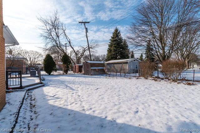 28427 Wexford Drive, Warren, MI 48092