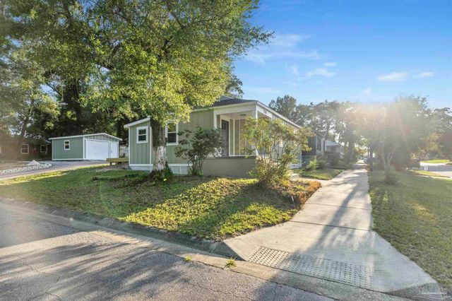 1101 W Lloyd St, Pensacola, FL 32501