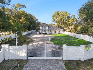 20 REWIS STREET, Ocoee, FL 34761