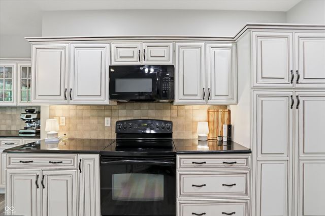 3724 Morningside Drive, Greenwood, IN 46143