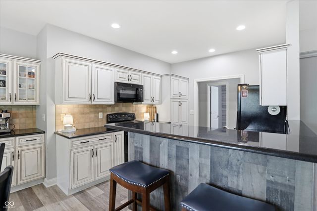 3724 Morningside Drive, Greenwood, IN 46143