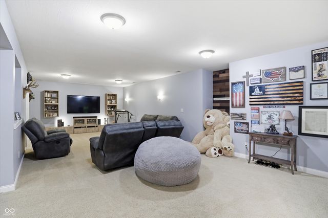 3724 Morningside Drive, Greenwood, IN 46143