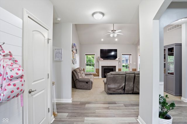 3724 Morningside Drive, Greenwood, IN 46143