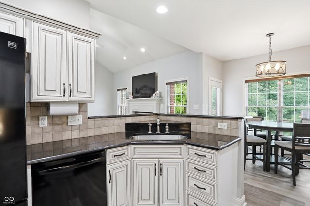 3724 Morningside Drive, Greenwood, IN 46143