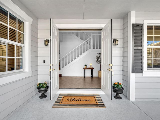 6806 Lakeside Circle, Davie, FL 33314