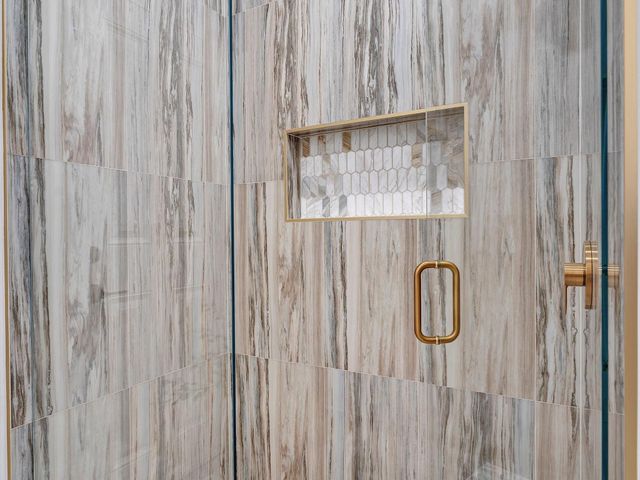 6806 Lakeside Circle, Davie, FL 33314