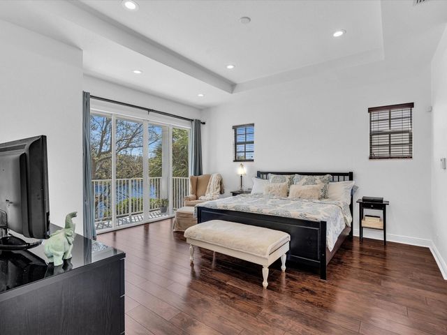 6806 Lakeside Circle, Davie, FL 33314