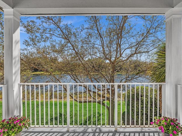 6806 Lakeside Circle, Davie, FL 33314