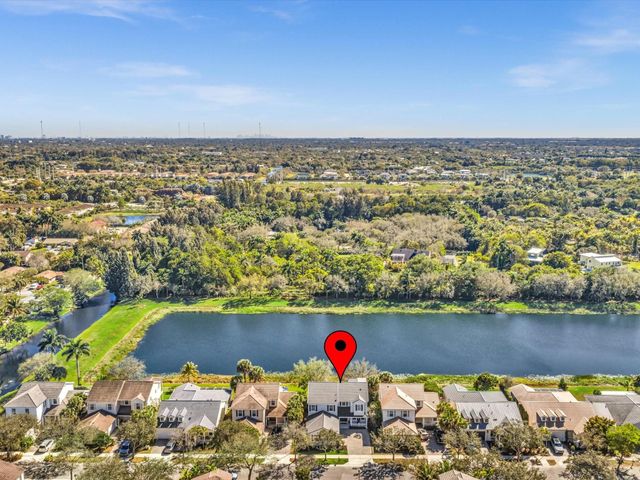 6806 Lakeside Circle, Davie, FL 33314