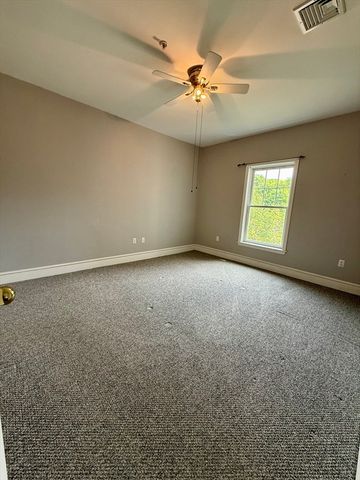 414 Mount Hope St 104, North Attleboro, MA 02760