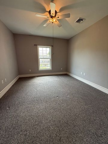 414 Mount Hope St 104, North Attleboro, MA 02760