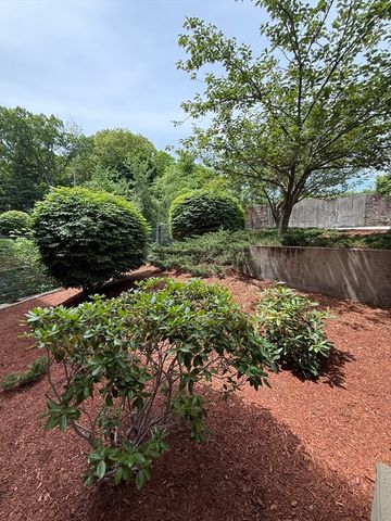 414 Mount Hope St 104, North Attleboro, MA 02760