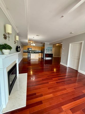 414 Mount Hope St 104, North Attleboro, MA 02760