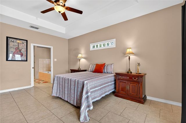 10409 Pioneer Dr, Corpus Christi, TX 78410