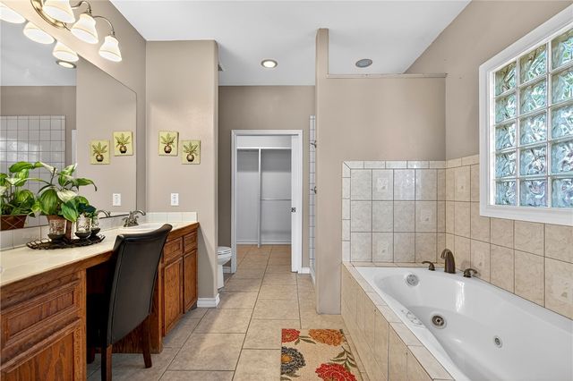 10409 Pioneer Dr, Corpus Christi, TX 78410