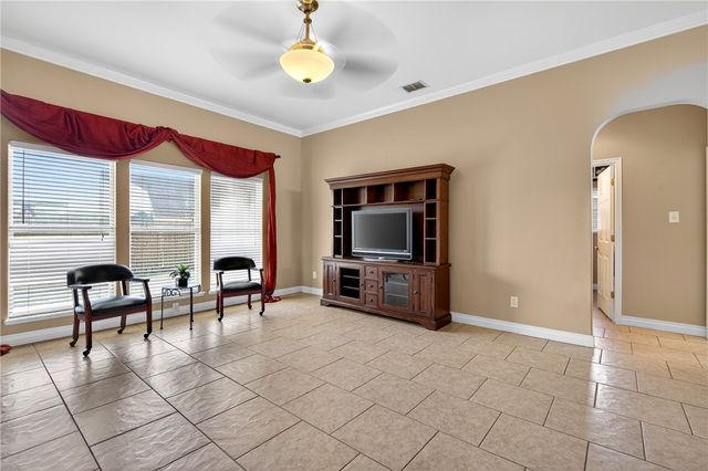 10409 Pioneer Dr, Corpus Christi, TX 78410