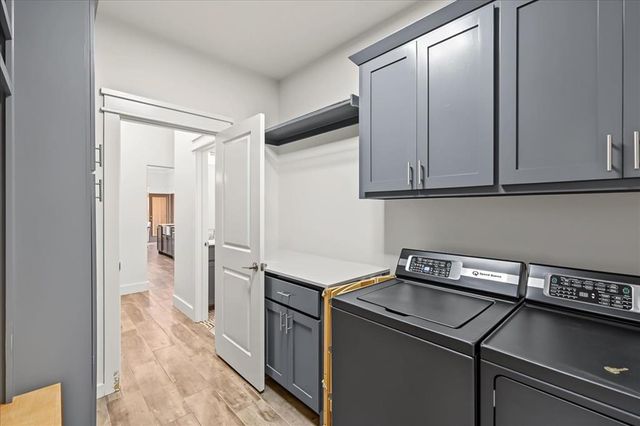 709 E Barajas Terrace, Mustang, OK 73064