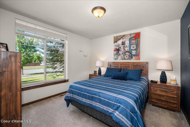 4356 E Amur LN, Post Falls, ID 83854
