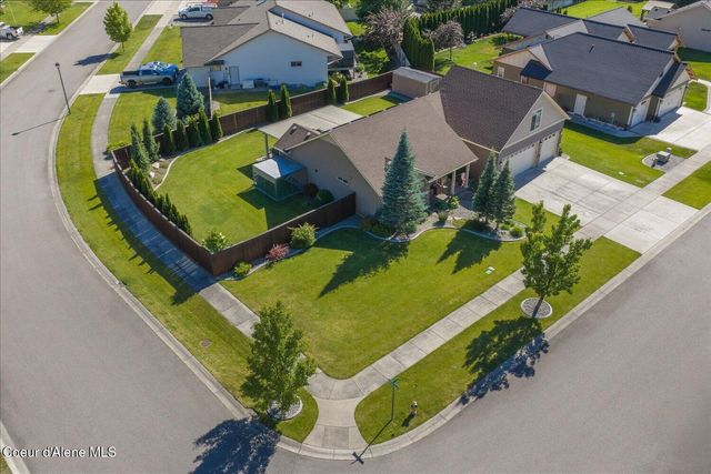 4356 E Amur LN, Post Falls, ID 83854