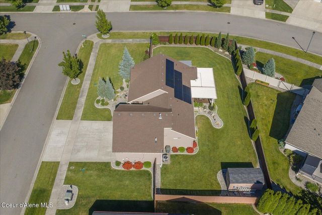 4356 E Amur LN, Post Falls, ID 83854