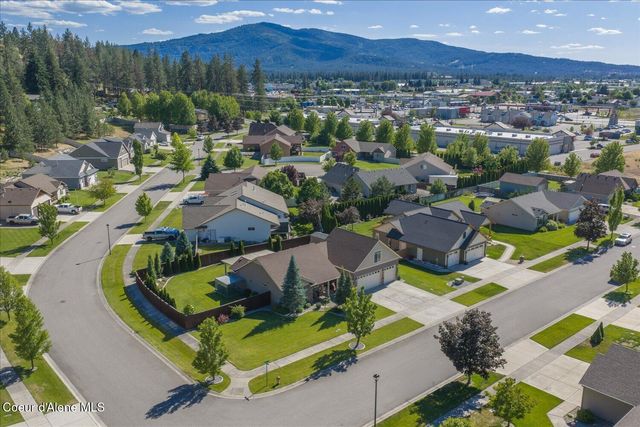 4356 E Amur LN, Post Falls, ID 83854
