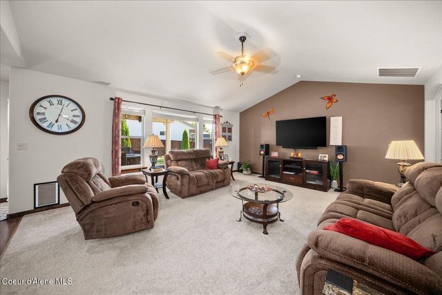 4356 E Amur LN, Post Falls, ID 83854