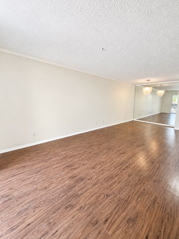 4859 Cedar Springs Road 254, Dallas, TX 75219