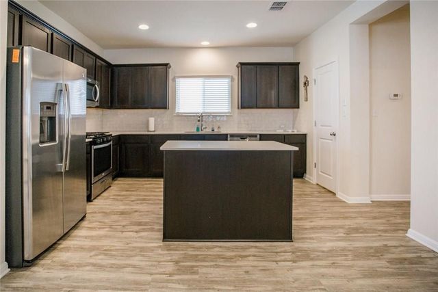 242 Mossycup DR, San Marcos, TX 78666