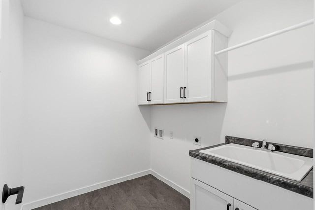 610 Clemens Drive, Arlington, WI 53911