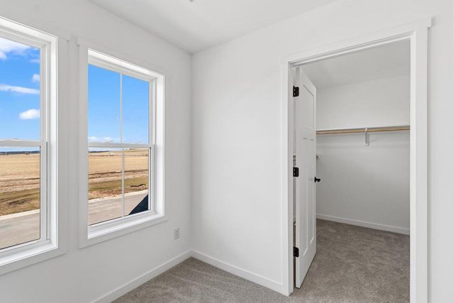 610 Clemens Drive, Arlington, WI 53911