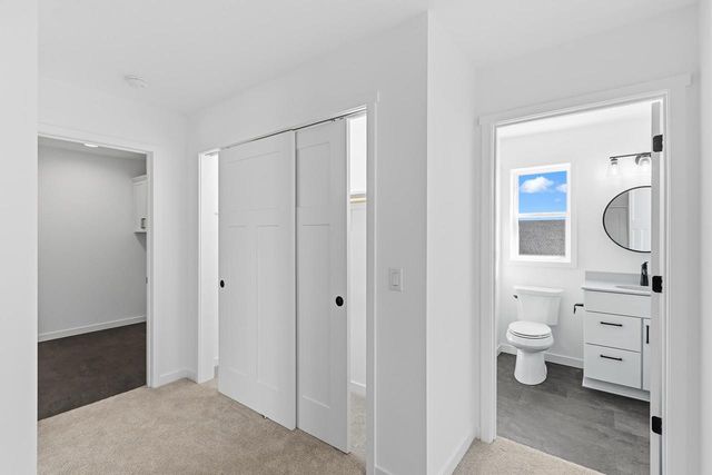 610 Clemens Drive, Arlington, WI 53911