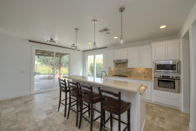 19951 Panoz Cir, Patterson, CA 95363