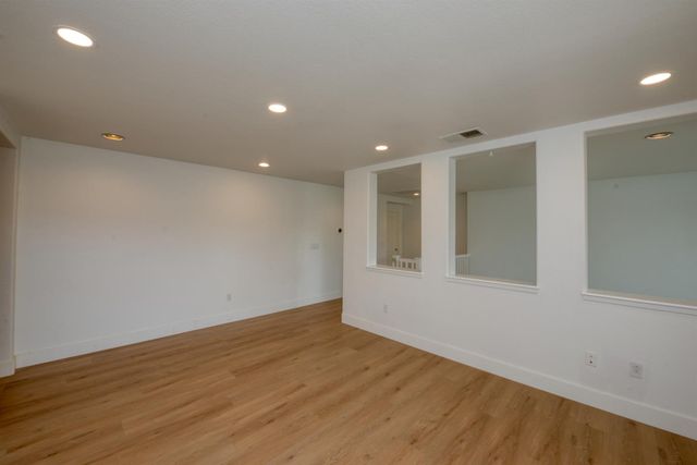 19951 Panoz Cir, Patterson, CA 95363