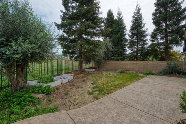 19951 Panoz Cir, Patterson, CA 95363