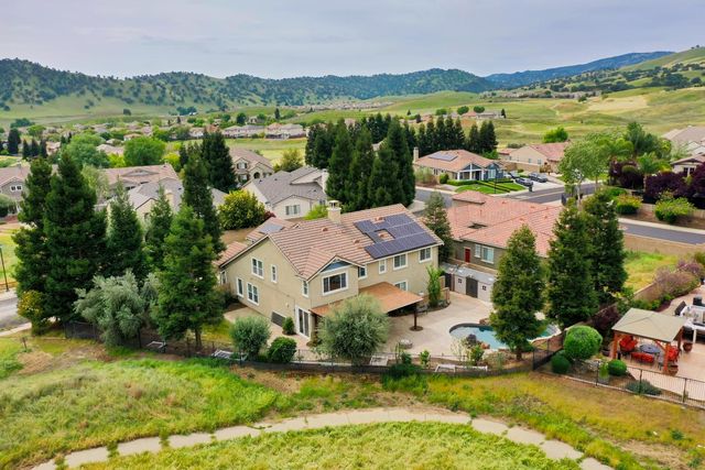 19951 Panoz Cir, Patterson, CA 95363