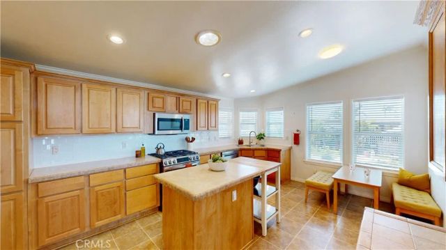 19350 Ward 42, Huntington Beach, CA 92646