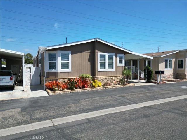 19350 Ward 42, Huntington Beach, CA 92646