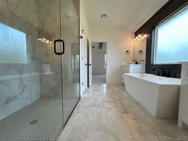 2063 E 129th Place S, Jenks, OK 74037