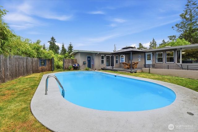 3115 204th Street SW, Lynnwood, WA 98036